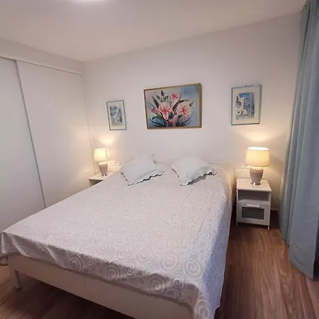 215 Azahara By Tenerife & Sales Apartmán *