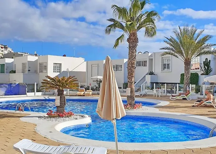215 Azahara By Tenerife & Sales * Playa de las Américas