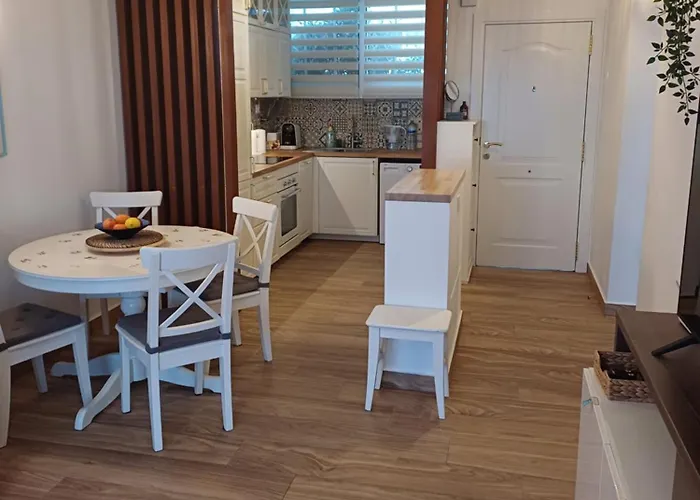 215 Azahara By Tenerife & Sales Playa de las Américas